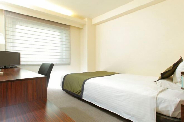 Bedroom 18