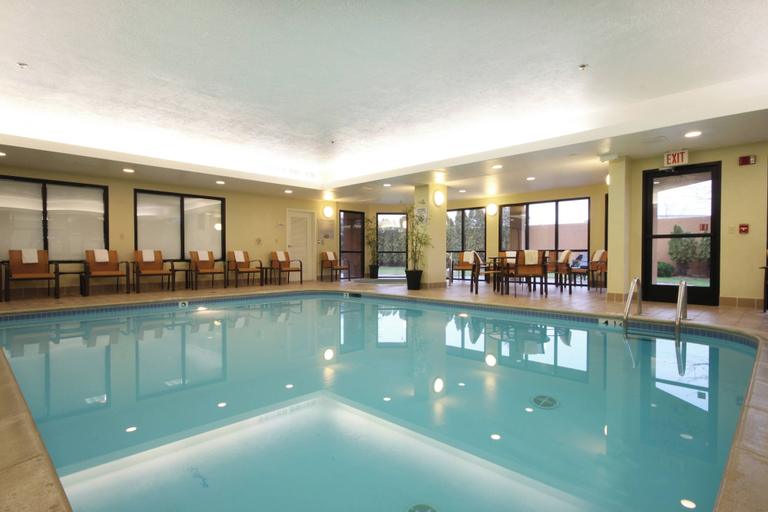 Sport & Beauty, Courtyard Flint by Marriott, Genesee