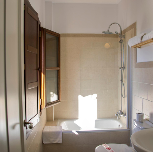 Bathroom 3, Hotel Mariantonia, Cádiz