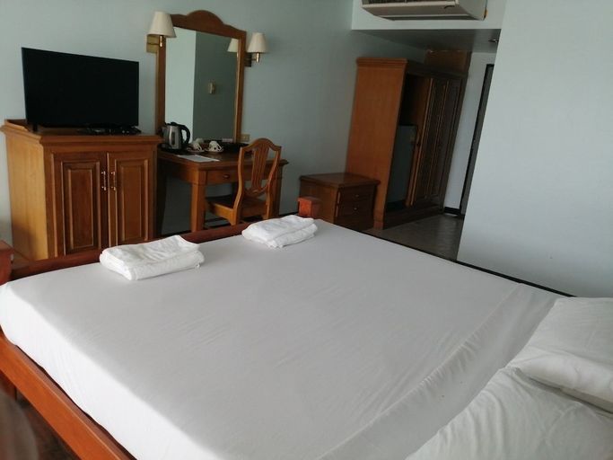 Bedroom 5, Jansom Beach Resort, Muang Ranong