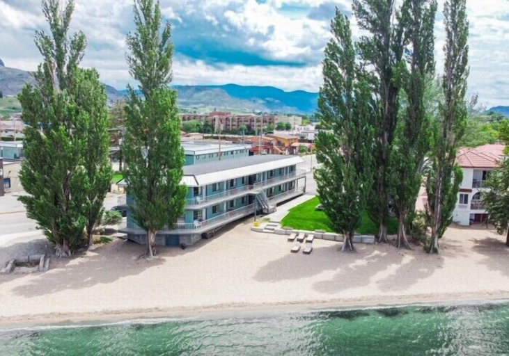 Others 5, Poplars Motel on the lake, Okanagan-Similkameen