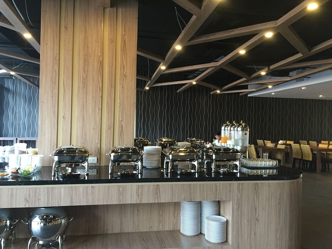 Food & Drinks 5, The Vista Hotel, Sadao