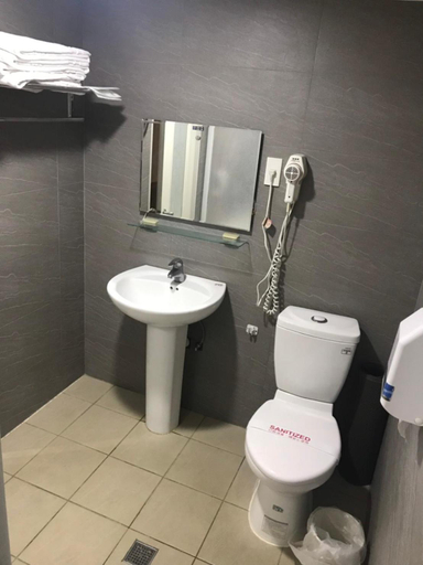 Bathroom 4, Xin Yuan Hotel, Hsinchu City