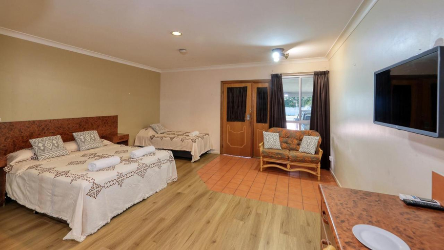 Bedroom 2, Townview Motel, Mount Isa