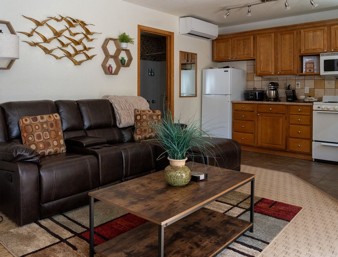 Alpenglow One Bedroom One Bath A18, Ouray