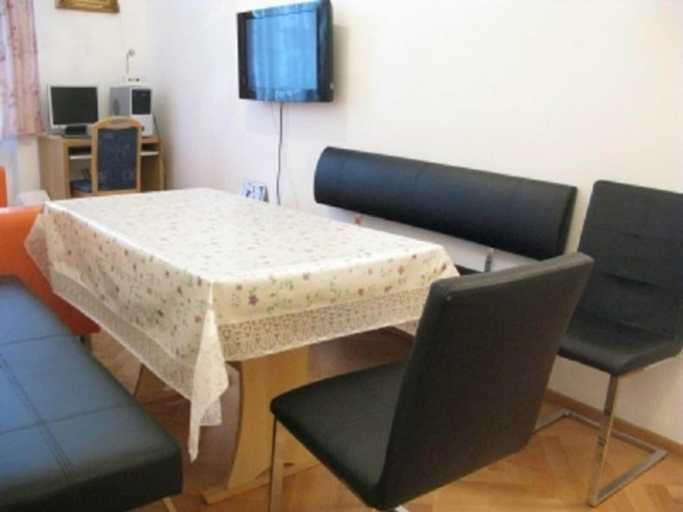 Dining 5, Holiday Apartment Comfortable Vacation Home, Wien