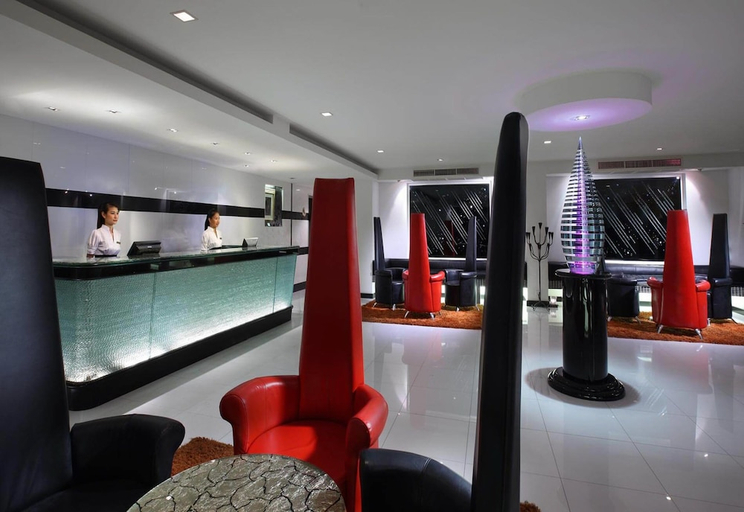 Food & Drinks 5, Nova Suites, Pattaya
