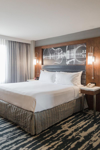 Bedroom 3, Crowne Plaza Memphis East, Shelby