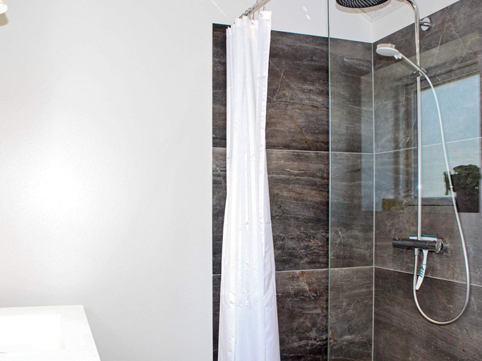 Bathroom, 4 Star Holiday Home in Blavand, Varde