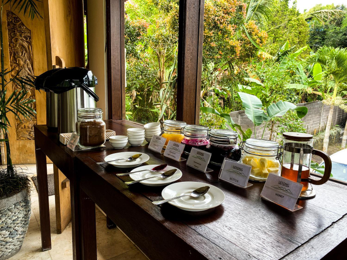 Food & Drinks 4, Lesong Hotel and Restaurant, Buleleng