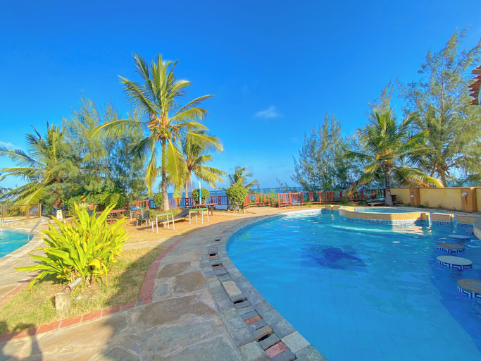 Sport & Beauty 5, Sea Breeze Beachfront Apartments, Kisauni