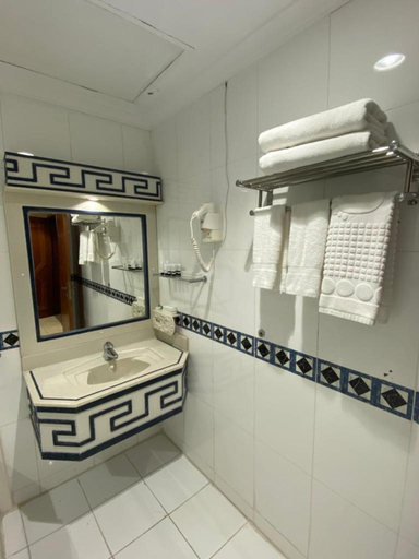Bathroom 3, Hayat Redwa Hotel, Yanbu