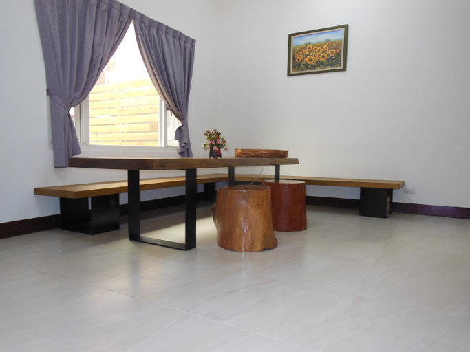 Others 2, Shi Mom B&B, Hualien