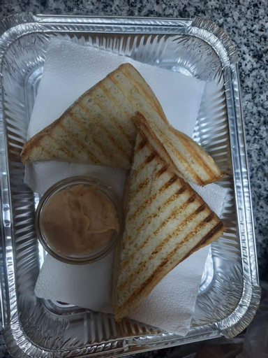 Food & Drinks 12