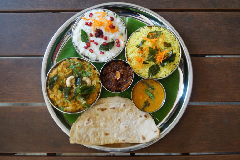 Food & Drinks 3, Comfort Stay, Nellore
