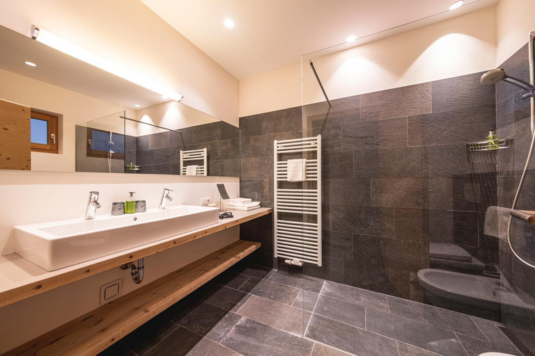 Bathroom, Residence Der Heinrichshof, Bolzano