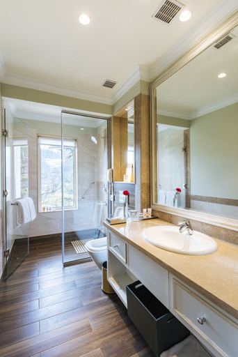 Bathroom 4, Welcomhotel by ITC Hotels, The Savoy, Mussoorie, Dehradun