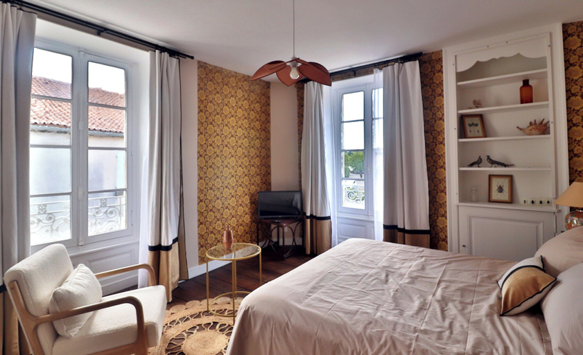 Bedroom 4, Le25 Parahotellerie, Charente