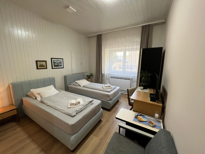 Others 2, Bezdan Guesthouse, Sombor