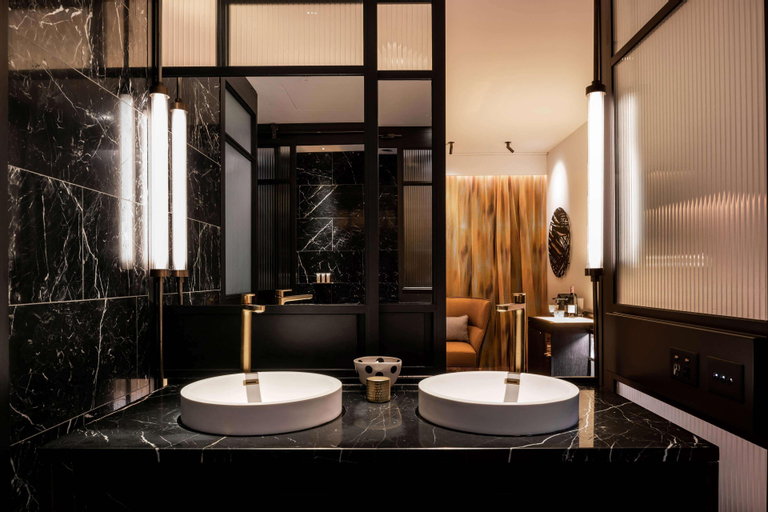 Bathroom 4