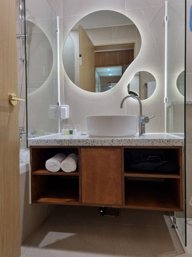 Bathroom 4, JungGam Hotel, Cheongju