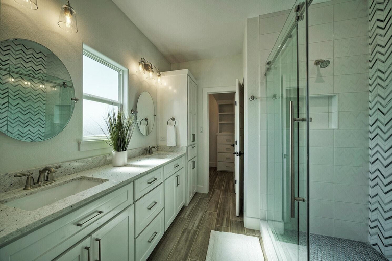 Bathroom 3, Lost Chancla by Avantstay 5 Min to Beach + Pool, Nueces