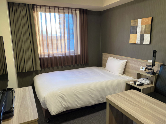 Bedroom 12
