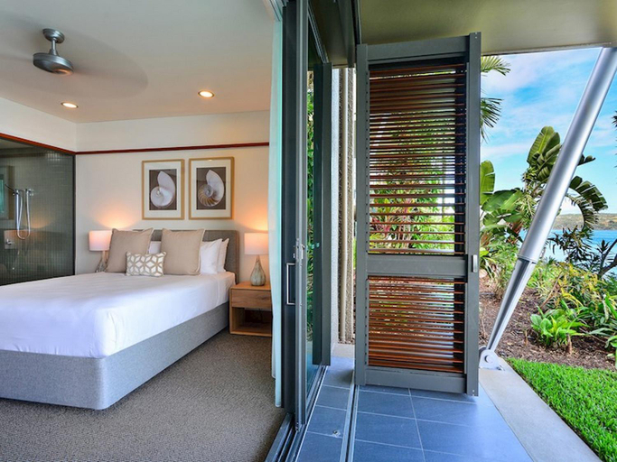 Bedroom, Yacht Club Villas on Hamilton Island by HIHA, Whitsunday