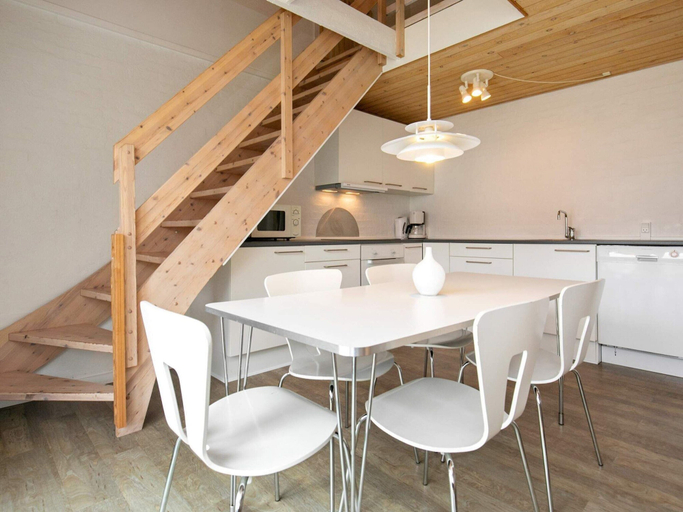 Others 4, 8 Person Holiday Home on a Holiday Park in Blavand, Varde