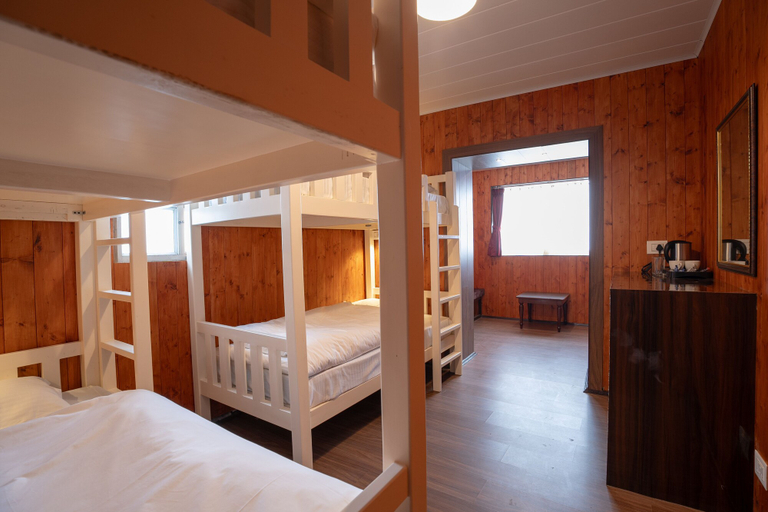 Bedroom 3, Poshtel Meghma, Mechi