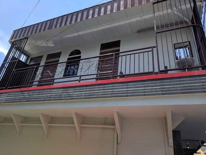 Exterior & Views, Haruka Guest House, Singkawang