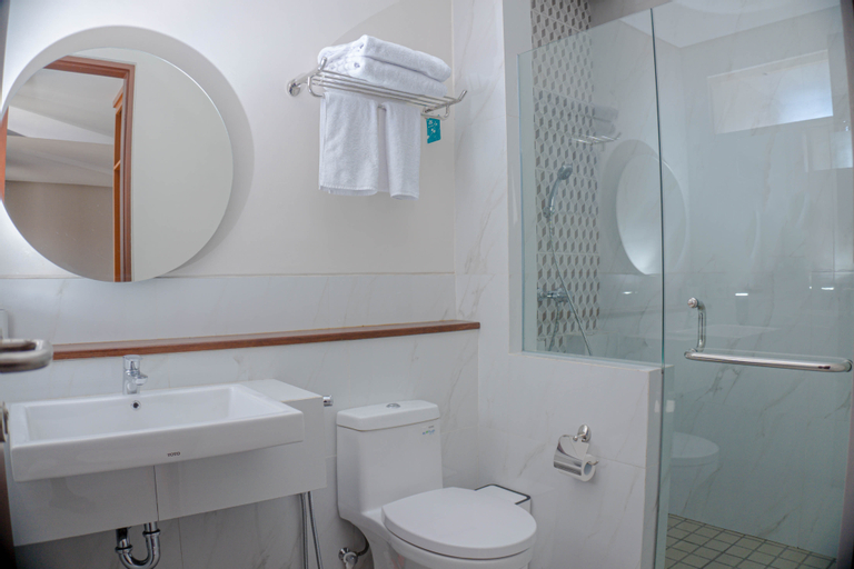 Bathroom 4