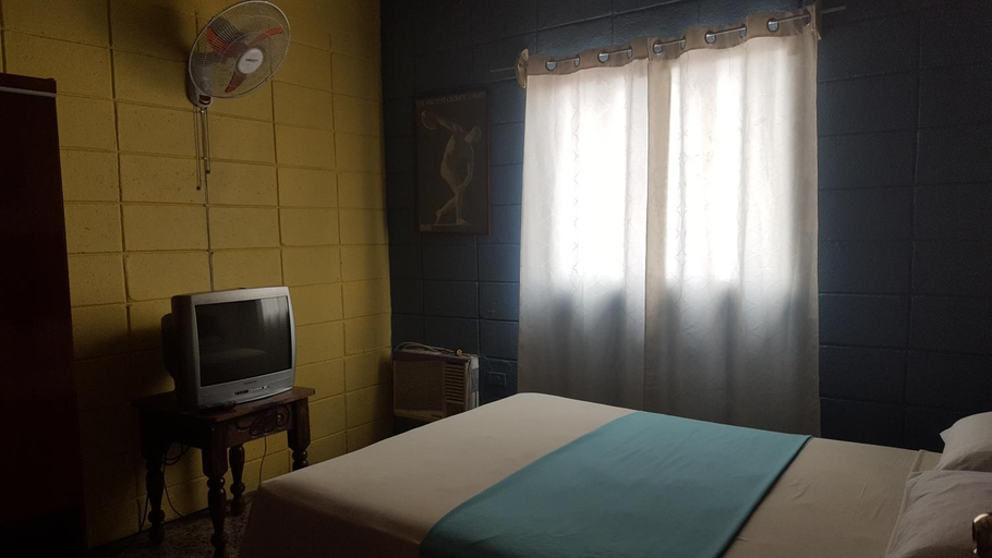 Bedroom 2, Guesthouse Dos Molinos B&B, San Pedro Sula