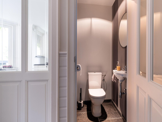 Bathroom 5, Scenic villa in Borgloon with garden, Limburg