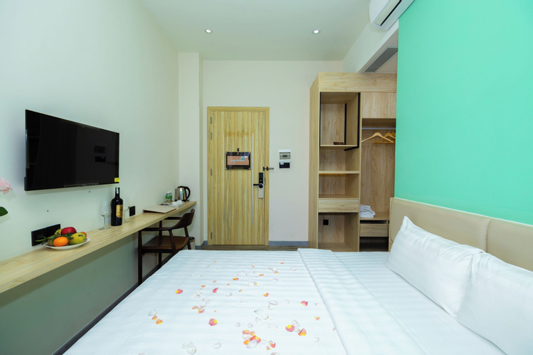 Bedroom 6