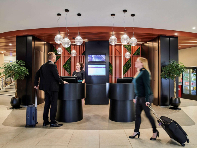 Public Area 4, Mercure Paris La Defense hotel, Hauts-de-Seine
