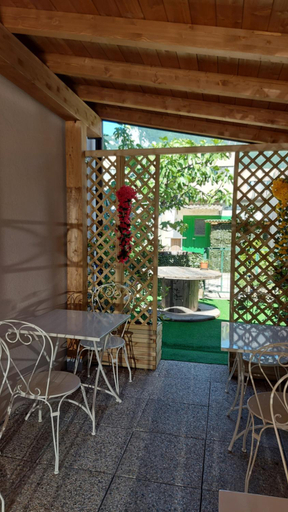 Others 4, B&B near Lake Como - Close to train & bus - Breakfast included, Lecco