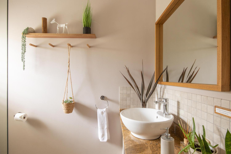 Bathroom 3, Woodlands Self Catering, Eden
