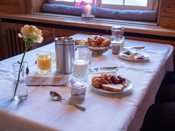 Food & Drinks 5, Historisches Alpinhotel Grimsel Hospiz, Oberhasli