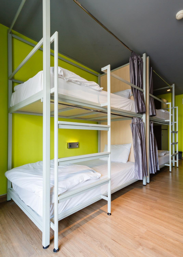 Bedroom 29