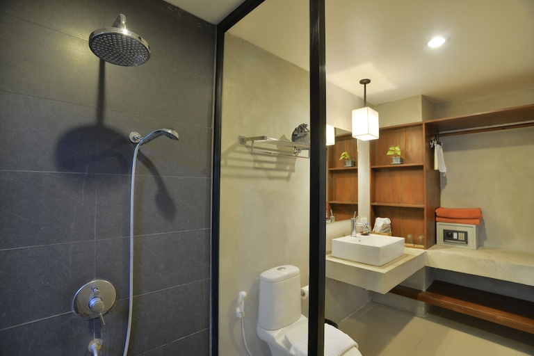 Bathroom 4, Yoma hotel, Pai