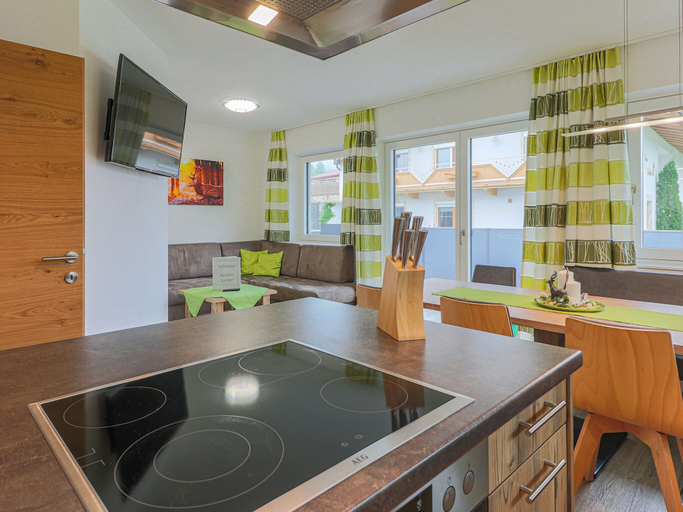 Private kitchen 5, Apartment in Brixen Near Ski Welt, Kitzbühel