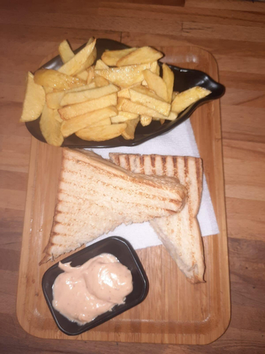 Food & Drinks 11
