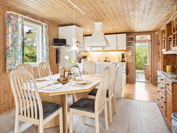 Dining 3, 6 Person Holiday Home in Nykobing Sj, Odsherred