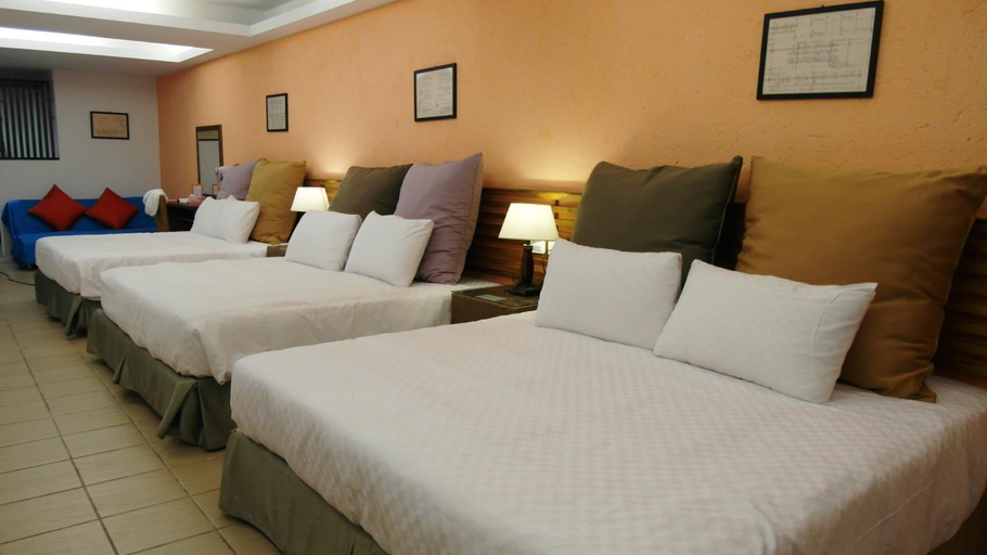 Bedroom 25