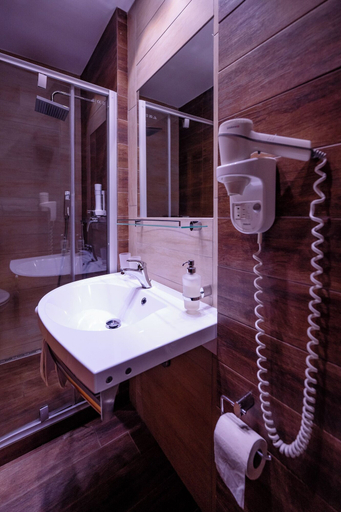 Bathroom 5, Hotel Olympie, Trutnov