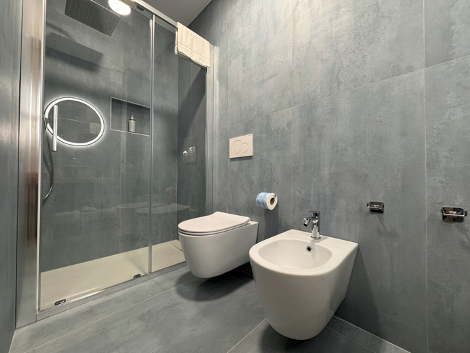Bathroom 4, Nina B&B, Messina