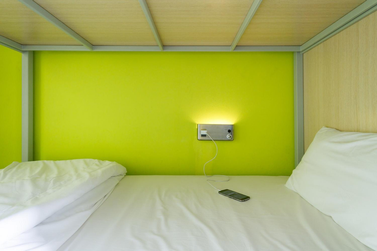 Bedroom 28