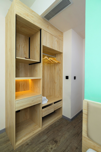 Bedroom 9