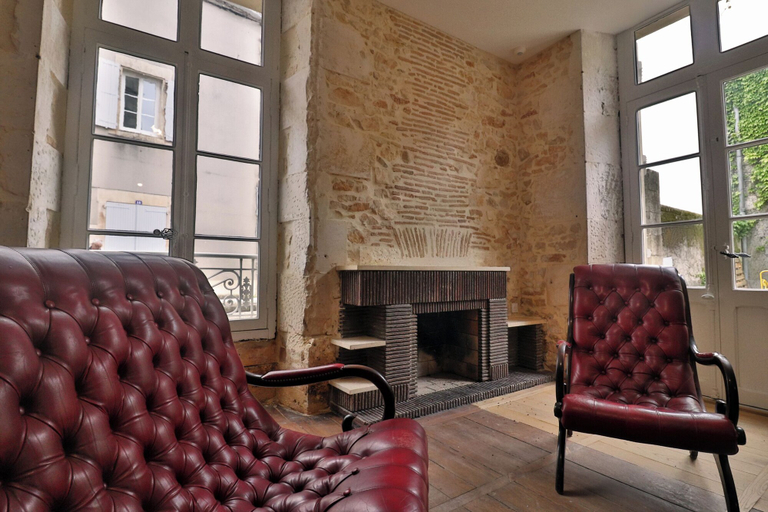Others 4, Le25 Parahotellerie, Charente